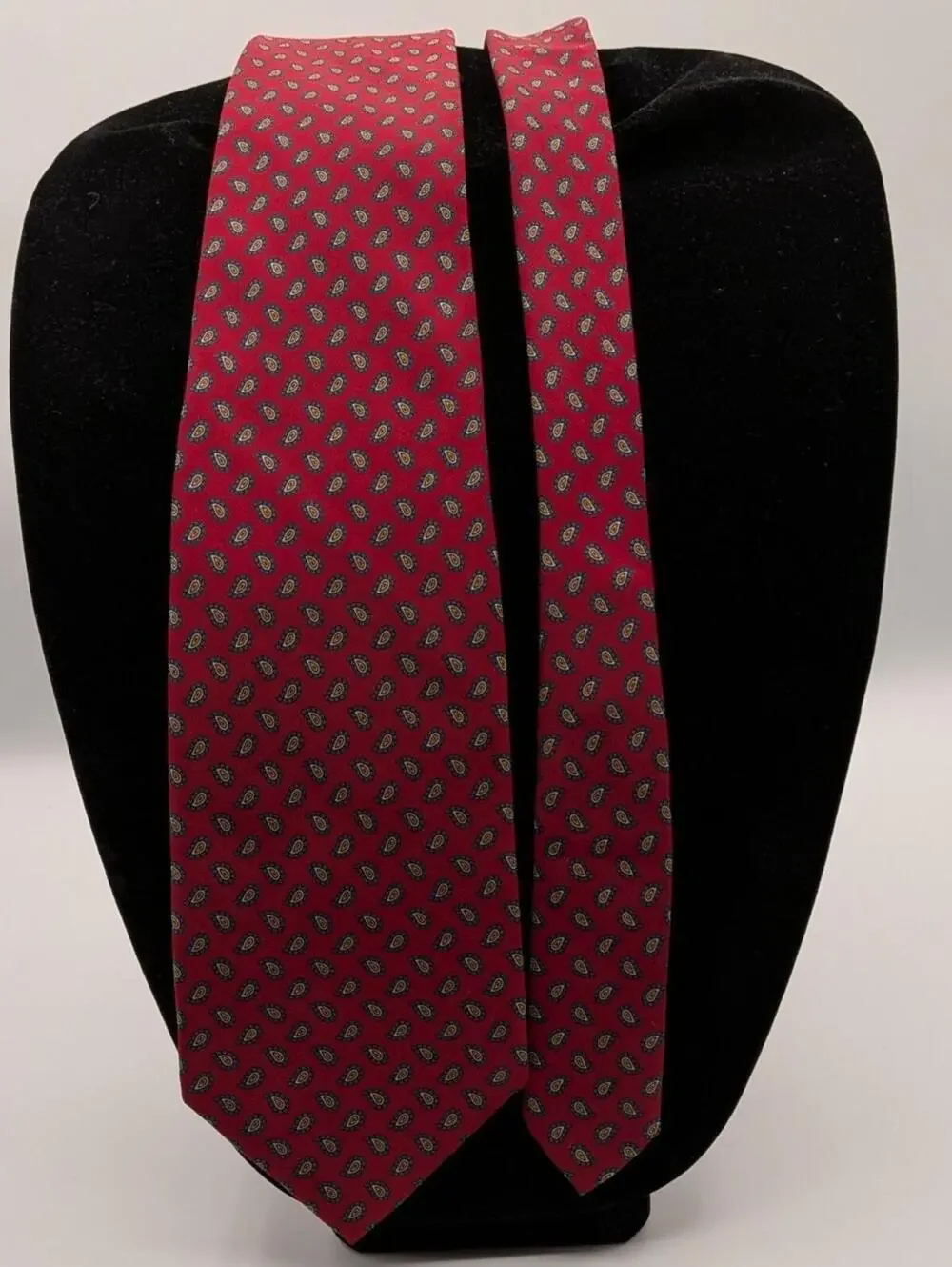 Robert Talbott Rodes Red Blue Paisley Hand Sewn USA Made 100% Silk Tie Vintage